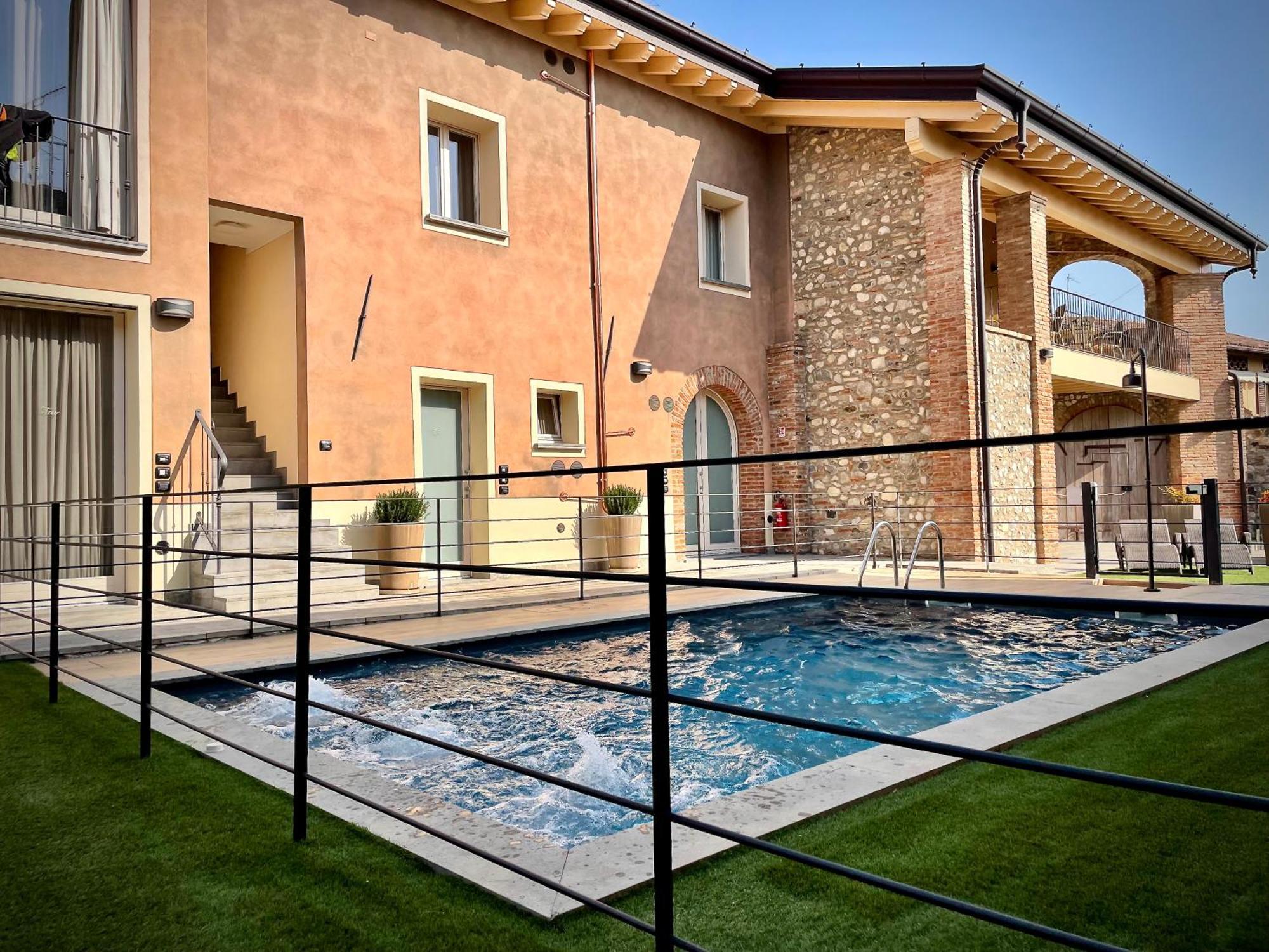 Villa Fontanelle Gardapartments Польпенацце-дель-Гарда Екстер'єр фото