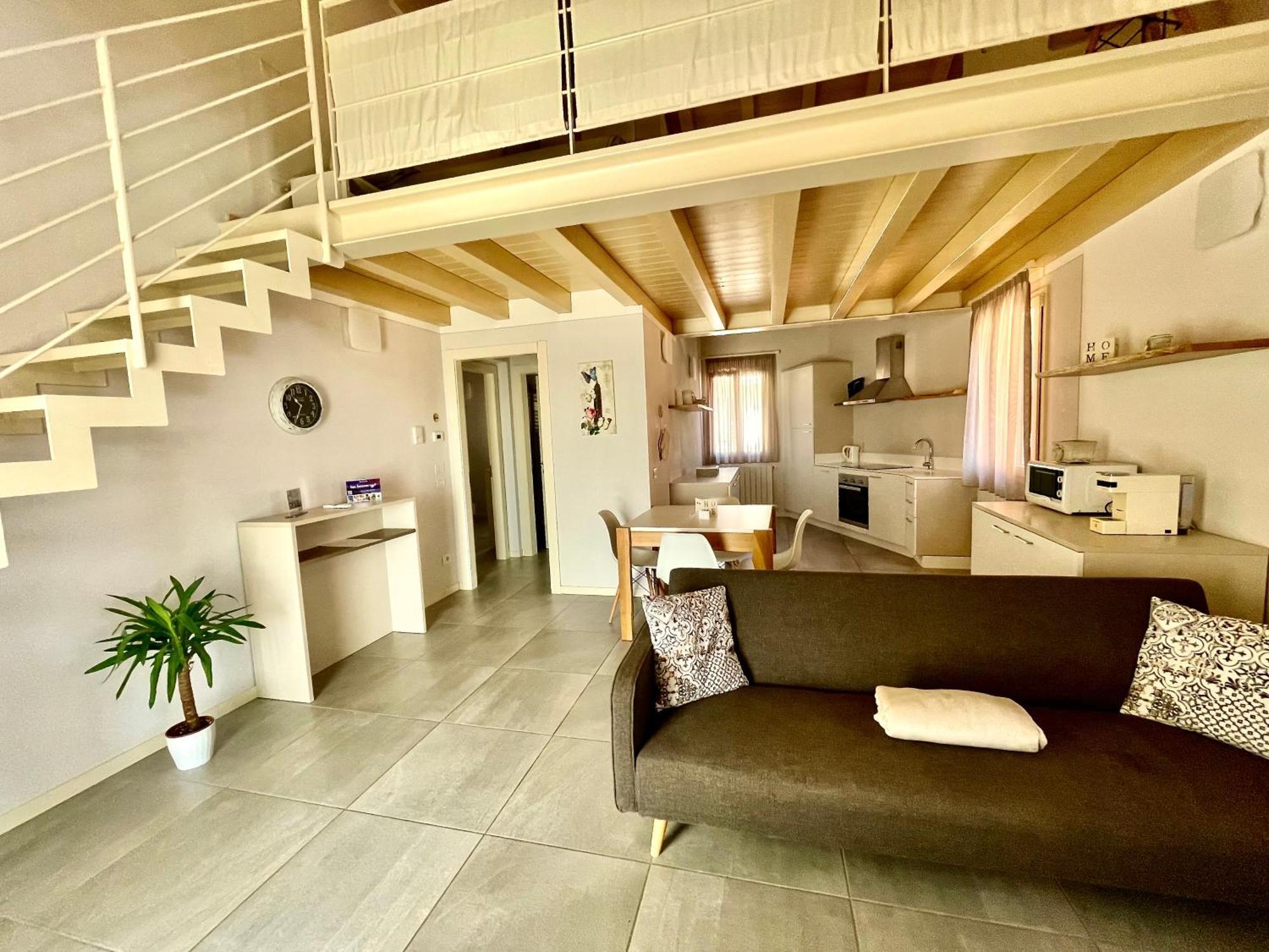 Villa Fontanelle Gardapartments Польпенацце-дель-Гарда Екстер'єр фото