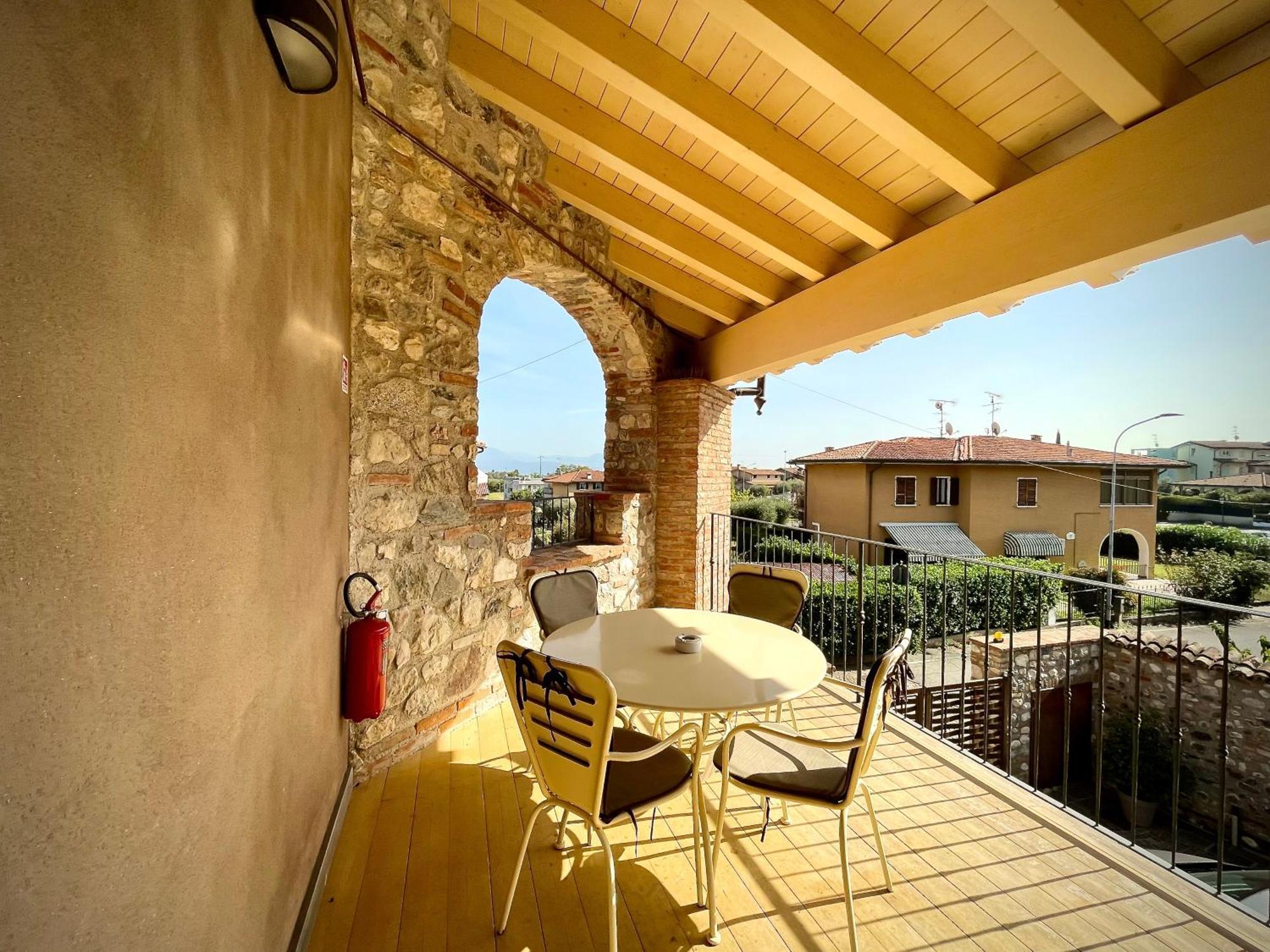 Villa Fontanelle Gardapartments Польпенацце-дель-Гарда Екстер'єр фото